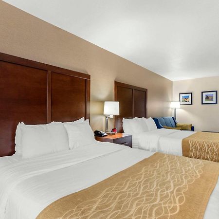 Comfort Inn & Suites Mitchell I-90 Dış mekan fotoğraf