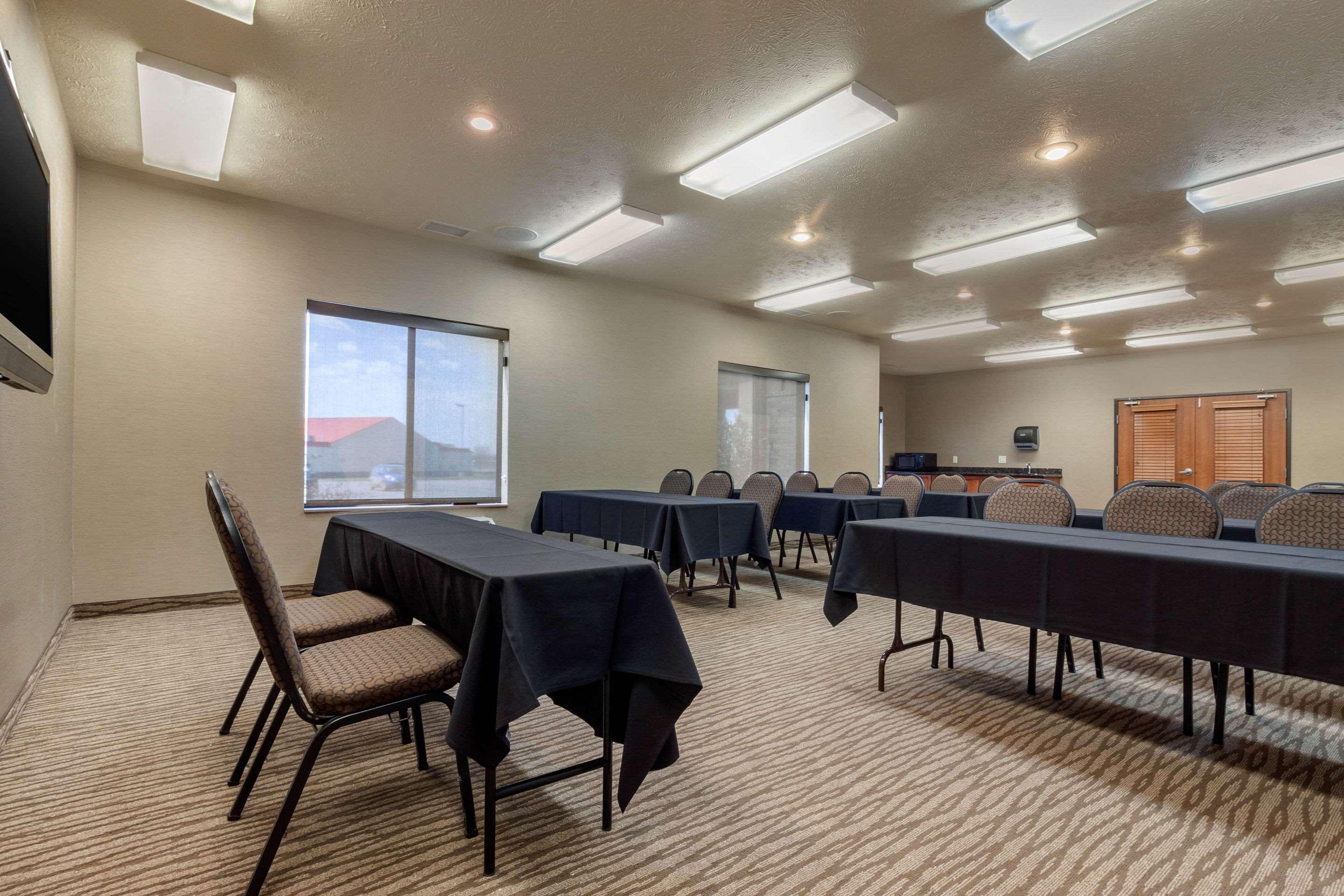 Comfort Inn & Suites Mitchell I-90 Dış mekan fotoğraf