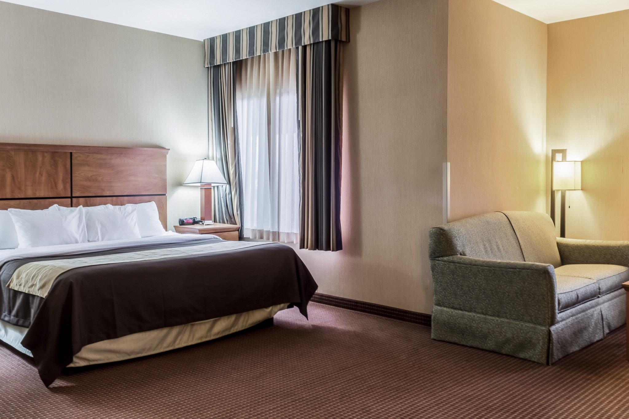 Comfort Inn & Suites Mitchell I-90 Dış mekan fotoğraf